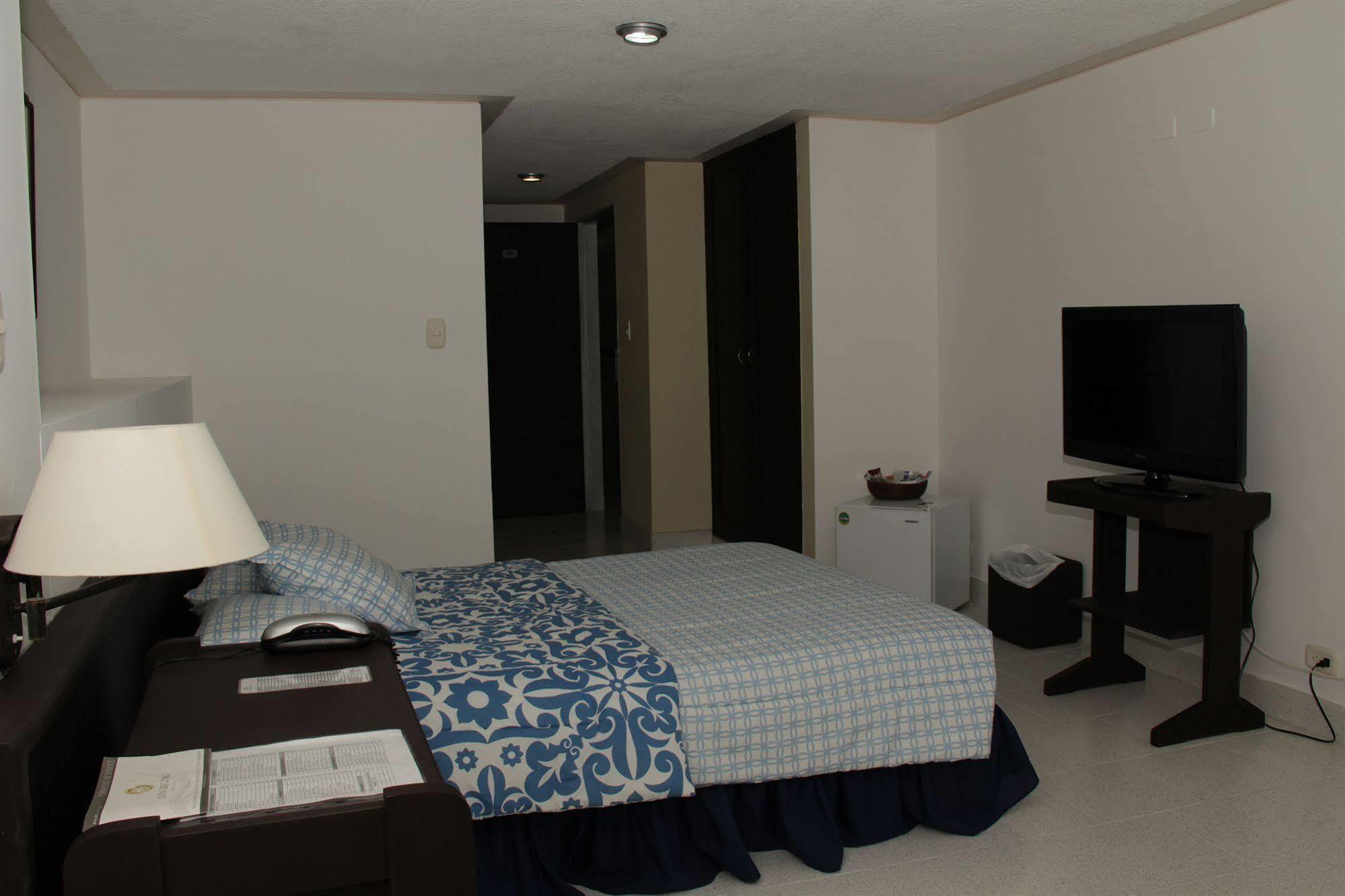 Hotel Don Gregorio Cartago Ngoại thất bức ảnh