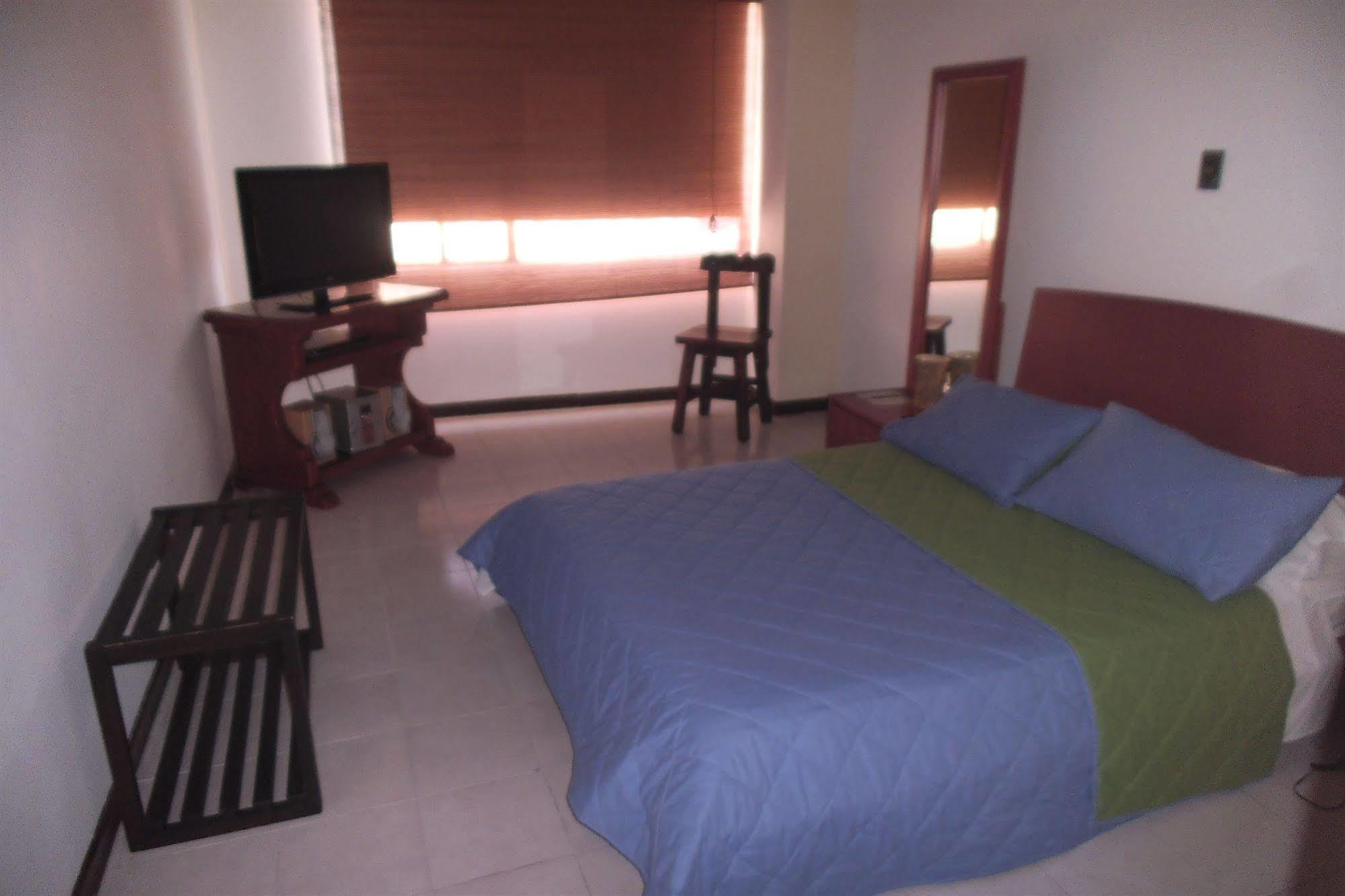 Hotel Don Gregorio Cartago Ngoại thất bức ảnh